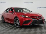 Used 2023 Toyota Camry SE image 2