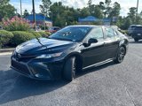 Used 2023 Toyota Camry SE image 2