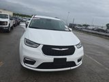 Used 2022 Chrysler Pacifica Touring-L image 2