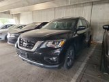 Used 2020 Nissan Pathfinder SV image 3