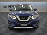 Used 2017 Nissan Rogue SV image 2