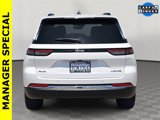 Used 2023 Jeep Grand Cherokee Limited image 4