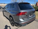 Certified 2022 Volkswagen Tiguan SEL R-Line image 3