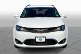 Used 2018 Chrysler Pacifica Touring-L image 3