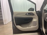 Used 2023 Chrysler Voyager LX image 5