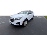 Used 2022 Chevrolet Equinox LS w/ LS Convenience Package image 4