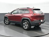 Used 2018 Jeep Cherokee Trailhawk image 5