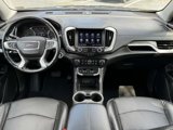 Used 2023 GMC Terrain SLT image 2