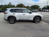 Used 2024 Nissan Rogue S image 2