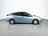 Used 2019 Toyota Prius L Eco image 4