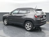 Used 2024 Jeep Compass Latitude image 3