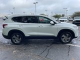Used 2021 Hyundai Santa Fe SE image 2
