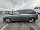 Used 2017 Toyota Sienna LE image 5