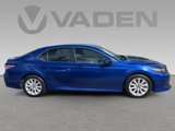 Used 2018 Toyota Camry LE image 2