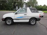 Used 1999 Chevrolet Tracker 4WD Convertible w/ Preferred Equipment Group 2 image 2
