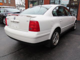 Used 2000 Volkswagen Passat GLX image 3