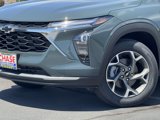New 2025 Chevrolet Trax LT w/ Driver Confidence Package image 3
