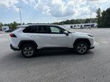 Used 2022 Toyota RAV4 XLE image 4