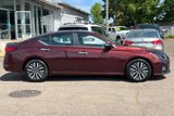 Used 2024 Nissan Altima 2.5 SV image 3