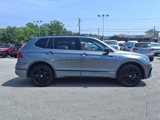 Used 2022 Volkswagen Tiguan SE R-Line image 3