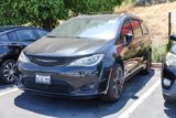 Used 2019 Chrysler Pacifica Touring-L w/ S Appearance Package image 2