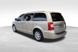 Used 2016 Chrysler Town & Country Touring w/ Driver Convenience Group image 3