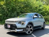 Used 2024 Kia Niro EX Touring image 1