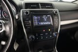 Used 2016 Toyota Camry SE image 5