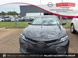Used 2018 Toyota Camry LE image 2