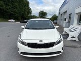Used 2017 Kia Forte LX image 2