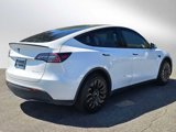 Used 2022 Tesla Model Y Long Range image 5
