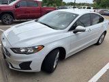 Used 2019 Ford Fusion SE image 3