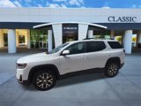 Used 2023 GMC Acadia SLT image 4