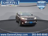 Used 2019 Toyota Highlander XLE image 3
