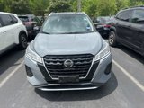 Used 2021 Nissan Kicks SV image 2
