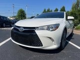 Used 2017 Toyota Camry SE image 2