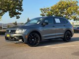 Used 2021 Volkswagen Tiguan SE R-Line image 2
