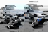 Used 2019 Jeep Grand Cherokee Laredo image 2