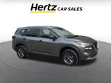 Used 2023 Nissan Rogue S image 2