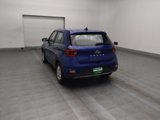 Used 2021 Hyundai Venue SE image 5