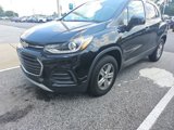 Used 2020 Chevrolet Trax LT w/ LT Convenience Package image 3