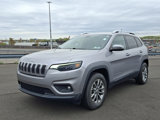 Used 2019 Jeep Cherokee Latitude Plus w/ Cold Weather Group image 3