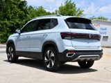 New 2025 Volkswagen Taos SE image 5