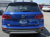 Certified 2022 Volkswagen Taos SEL image 4