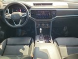 Used 2022 Volkswagen Atlas SE image 2