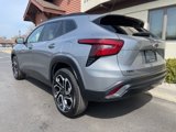 Used 2024 Chevrolet Trax RS w/ Sunroof Package image 6