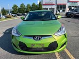 Used 2012 Hyundai Veloster image 2