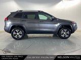 Used 2018 Jeep Cherokee Trailhawk image 5
