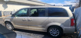 Used 2014 Chrysler Town & Country Touring image 6