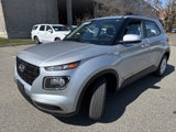 Certified 2022 Hyundai Venue SE w/ Cargo Package image 3